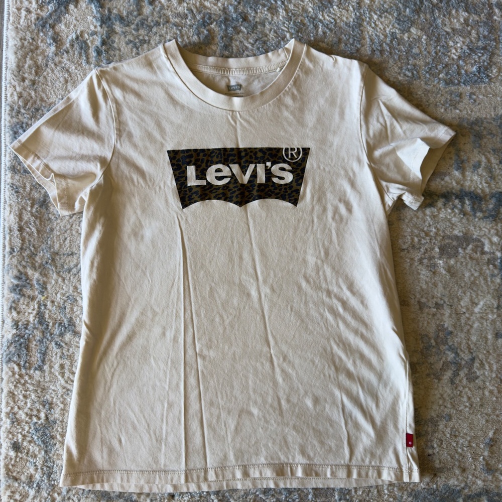 Levi's White Kids Short Sleeve Tee with Leopard-Print Logo